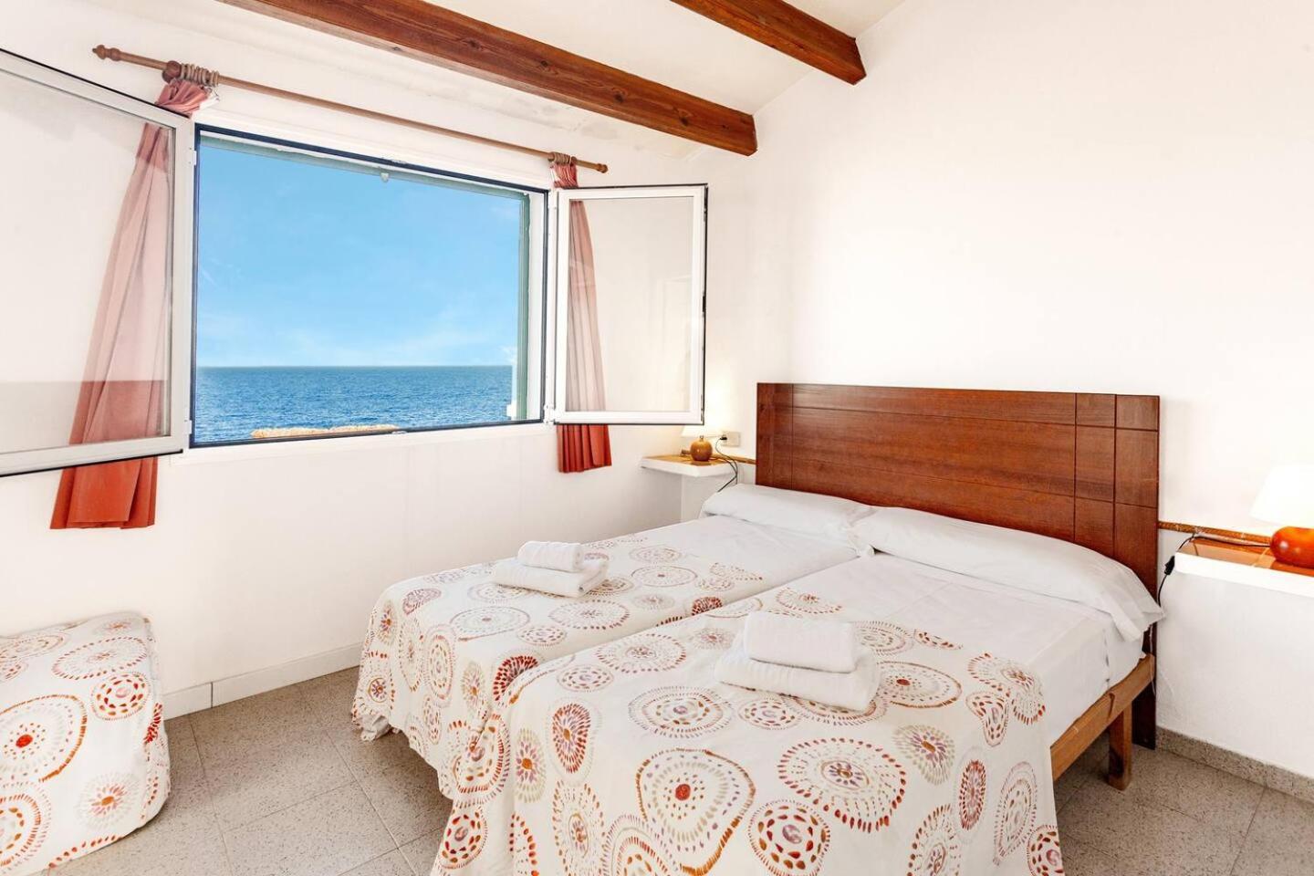 Villa Victor - Primera Linea Mar, Vista A Puesta De Sol Cala'N Blanes  ภายนอก รูปภาพ