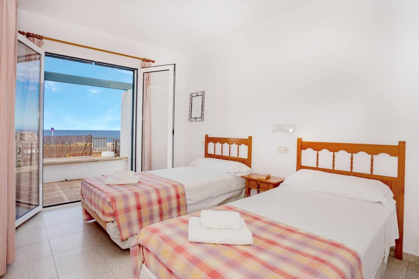 Villa Victor - Primera Linea Mar, Vista A Puesta De Sol Cala'N Blanes  ภายนอก รูปภาพ